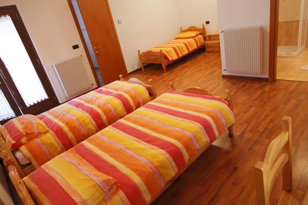 Sentiero Valinis Bed & Breakfast Fanna Bilik gambar