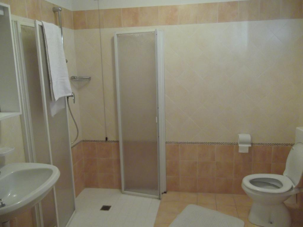 Sentiero Valinis Bed & Breakfast Fanna Bilik gambar