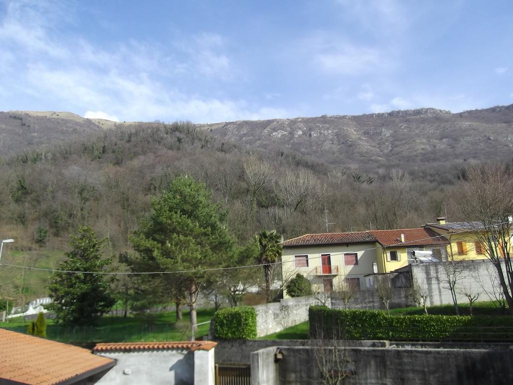 Sentiero Valinis Bed & Breakfast Fanna Bilik gambar